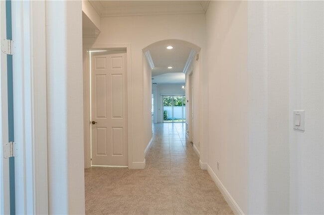 Building Photo - 2589 Bella Vista Cir