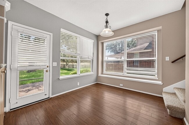 Building Photo - 16411 Canyon Chase Dr