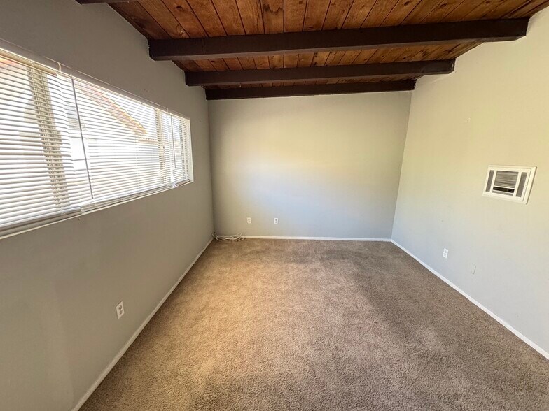 Building Photo - 1820 Speyer Ln