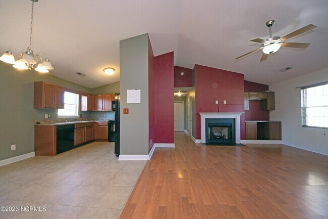 Building Photo - 211 Michel Ct