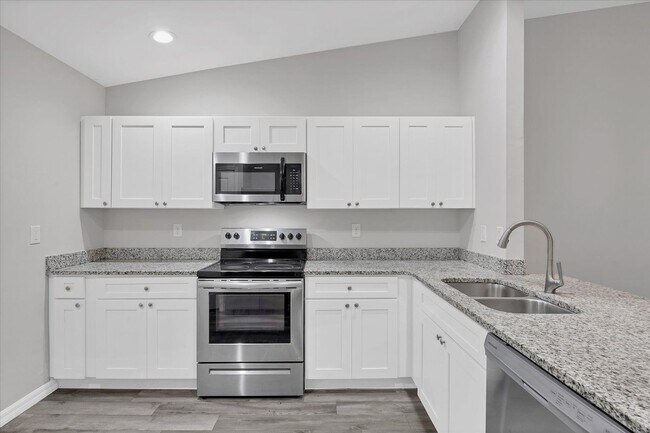 Building Photo - Duplex for rent