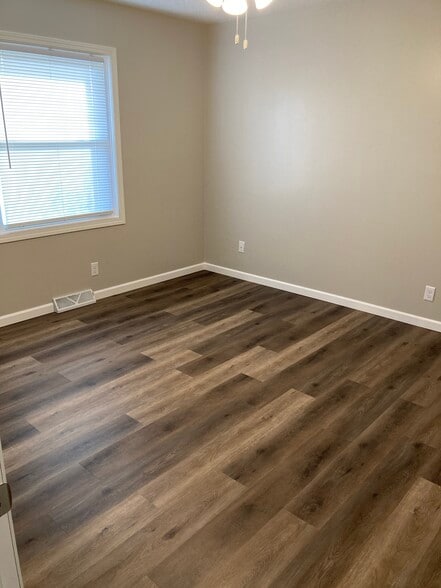 Bedroom - 6504 Kelling St