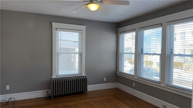 Building Photo - 54-54 Waltham St