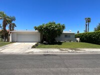 Building Photo - 74378 Myrsine Ave