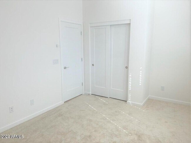 Building Photo - 13857 S 177th Ave