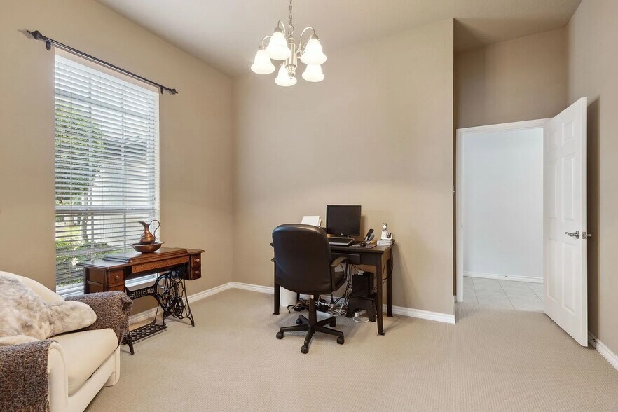 Bedroom 2 - 5900 Parkplace Dr