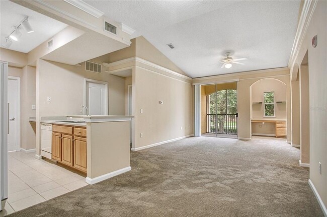 Building Photo - 12016 Villanova Dr