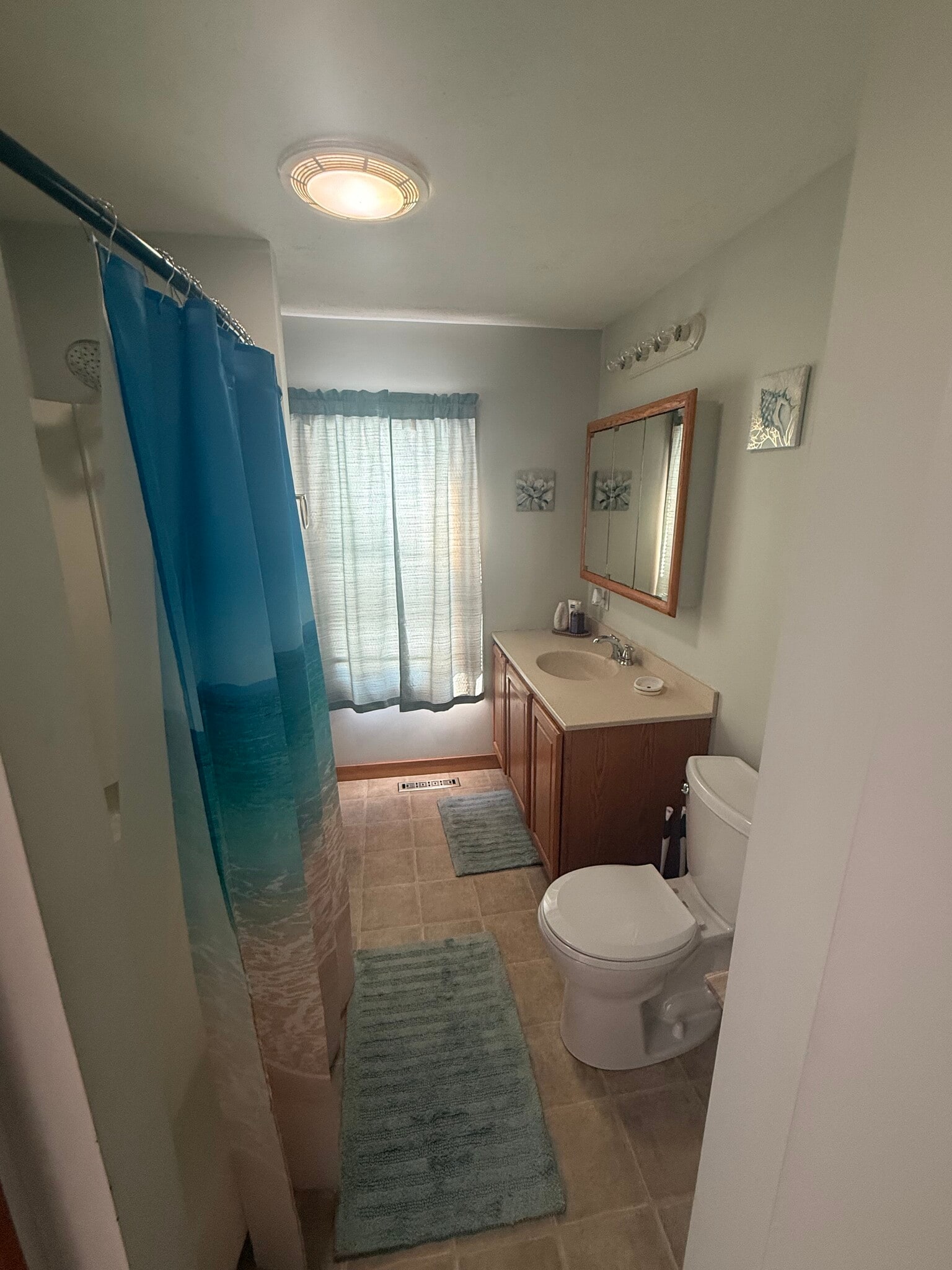 Building Photo - 160 Main St