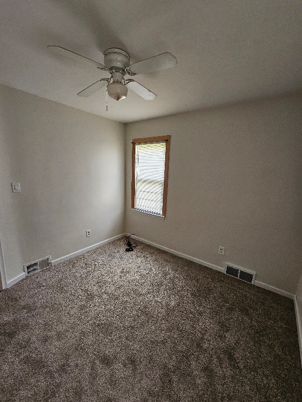 Building Photo - 15712 Evergreen Rd