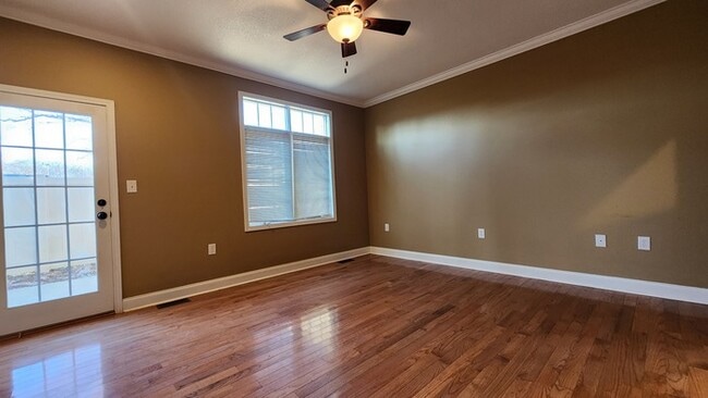 Building Photo - Boone Lake Condo for Lease