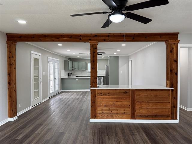 Building Photo - 2500 Rolling Hills Dr