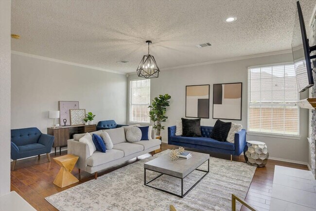 Primary Photo - 7402 Brookhaven Dr