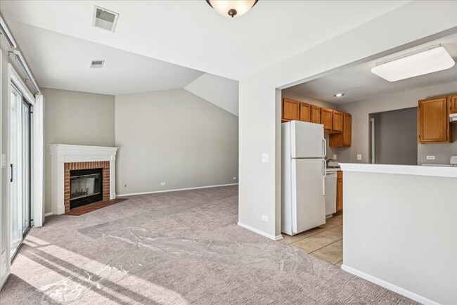 Building Photo - 67 Beechmont Ct