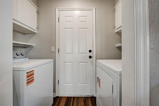 Building Photo - 1011 W Gemini Rd