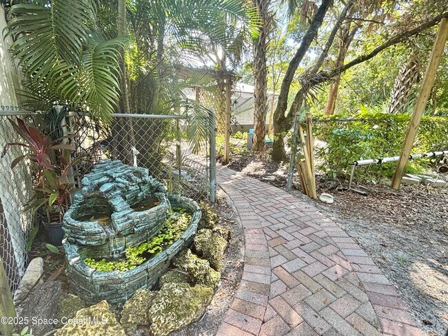 Building Photo - 3955 Fooshe Ave