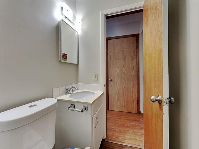 Building Photo - 3405 Ensign Ave N