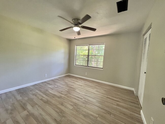 Building Photo - 5315 NW 20th Way