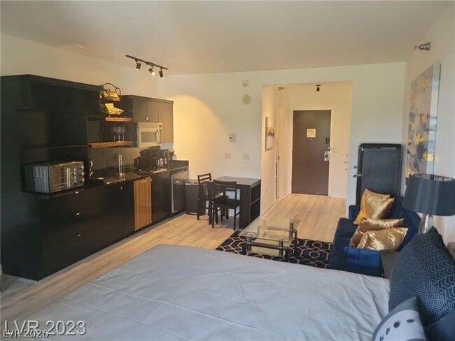 Building Photo - 29 Montelago Blvd