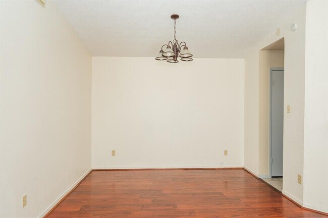 Building Photo - 4166 Amir St