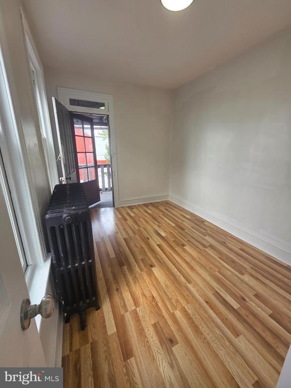Building Photo - 1121 Douglass St