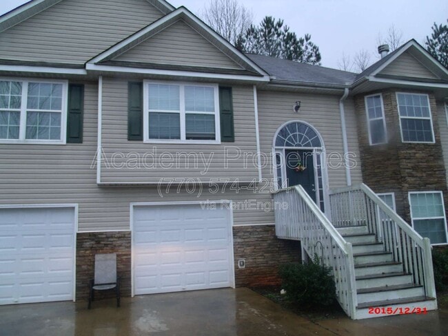 Building Photo - 4015 Yellow Pine Ct