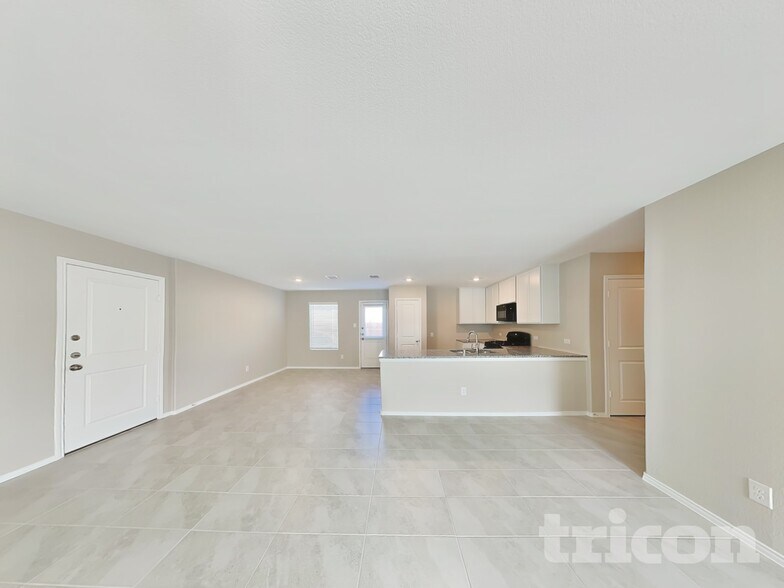 Building Photo - 11848 Mancos Trl