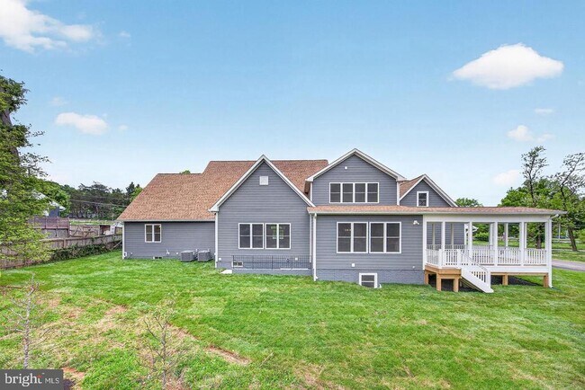 Building Photo - 3913 Victoria Oaks Trail