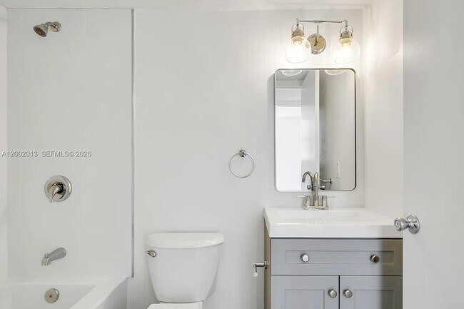 Building Photo - 501 SW 1st St