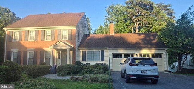 Building Photo - 10905 Bolton Dr