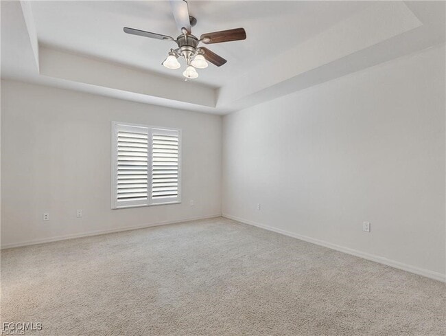 Building Photo - 10060 Lake Cove Dr