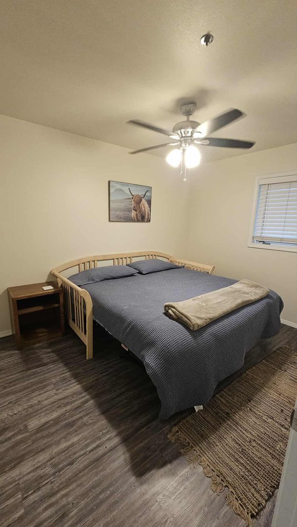 Building Photo - Fully Furnished Condo on Lake - This can b...