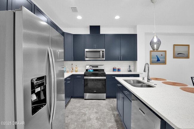 Building Photo - 913 Bama Breeze Dr