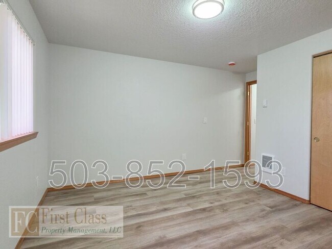 Building Photo - 2226 19th Ave