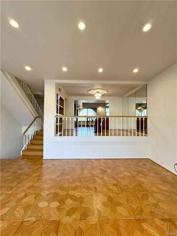 Building Photo - 5216 Lindley Ave