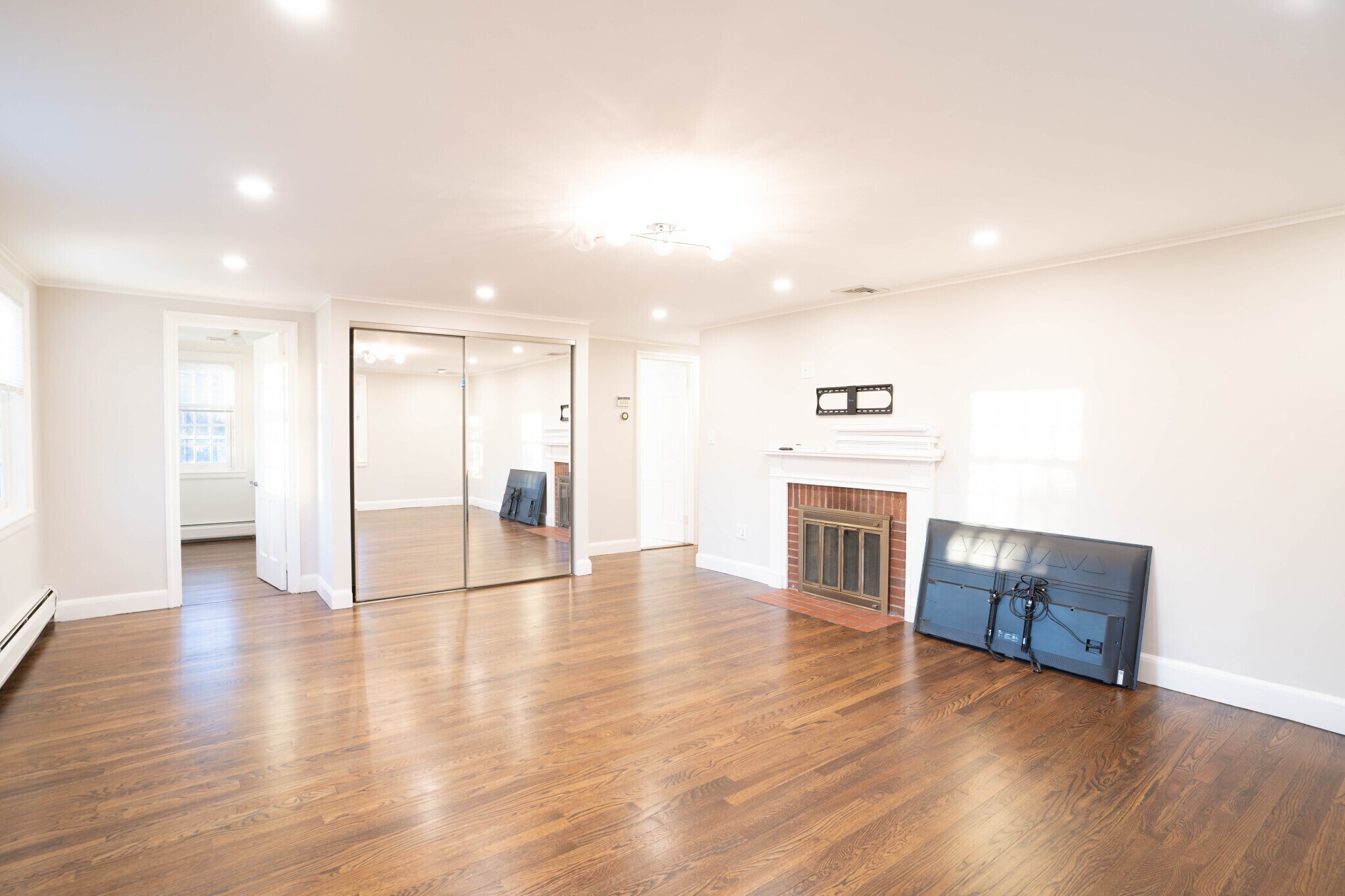 Building Photo - 40 Puddingstone Ln