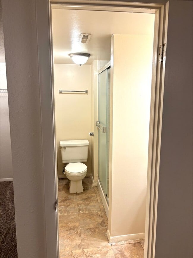 Building Photo - Stunning 3 bed 3 bath rental home in Highlands Ranch CO 80126 available 4-1-2026