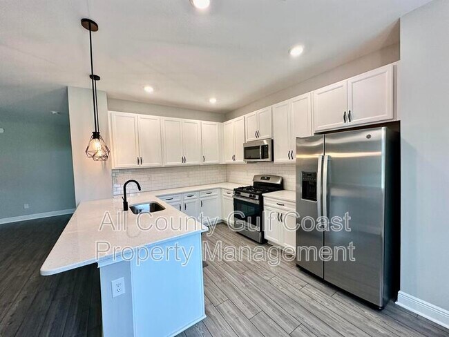 Building Photo - 8131 Tea Olive Ter