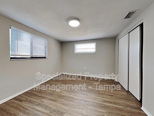 Building Photo - 6116 1st Ave