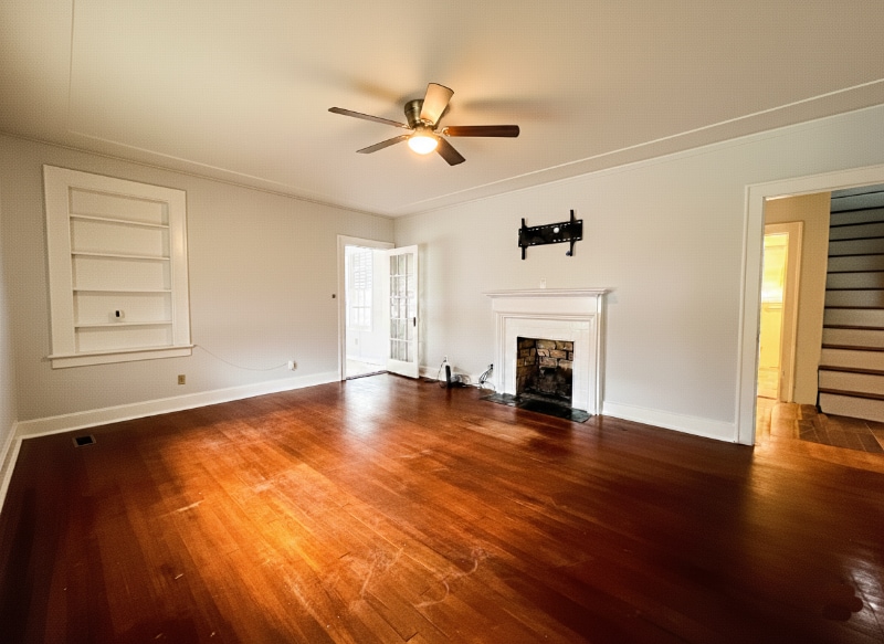 Building Photo - 715 E 58th St