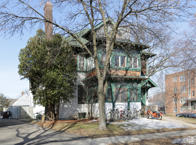 Building Photo - Mint Properties Apartments