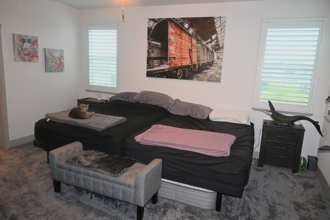 Building Photo - 10060 Carinata Dr