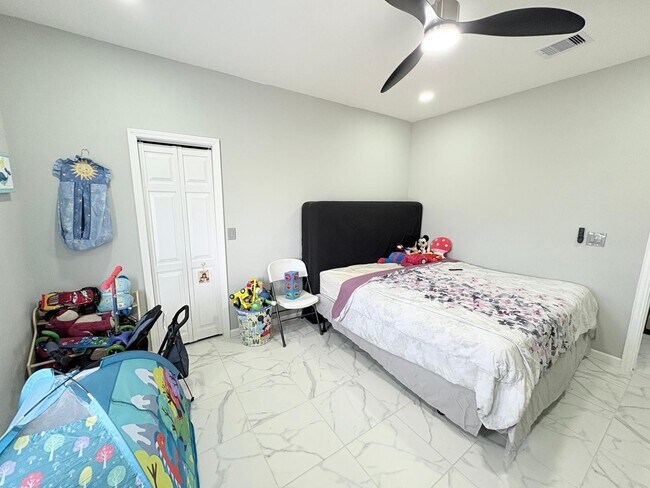 Building Photo - 1238 Rd 57211