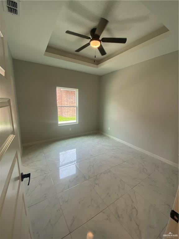 Building Photo - 12 Hidden Hls St