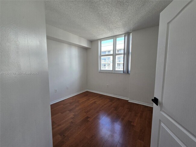 Building Photo - 5085 NW 7th St