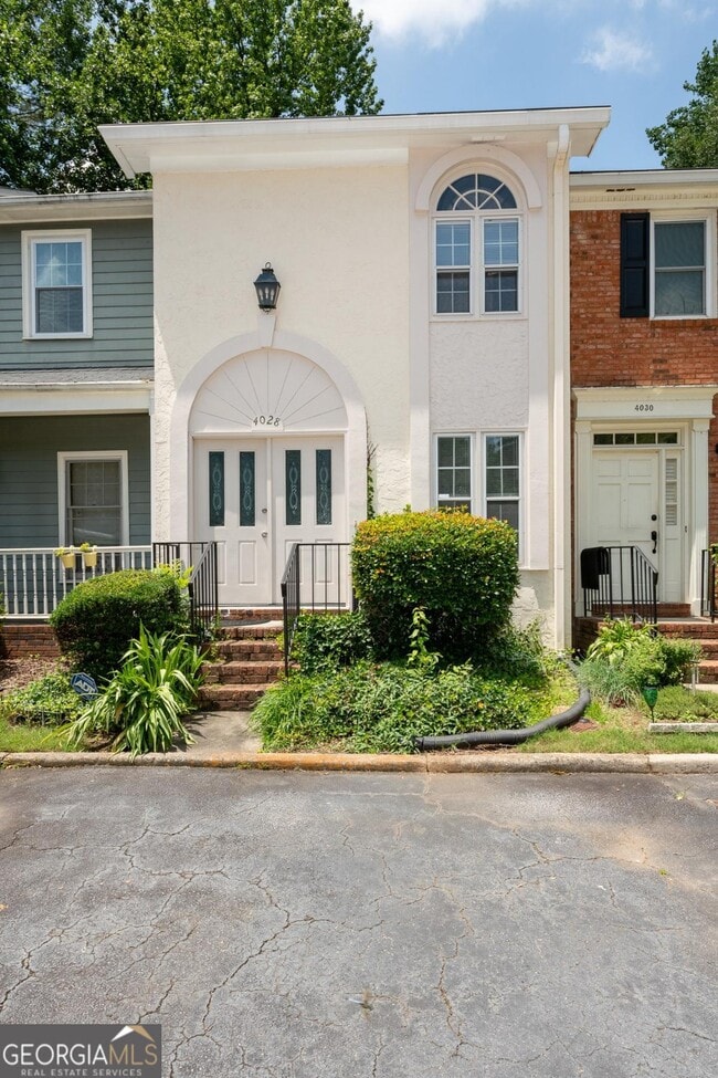 Building Photo - 4028 Elm St