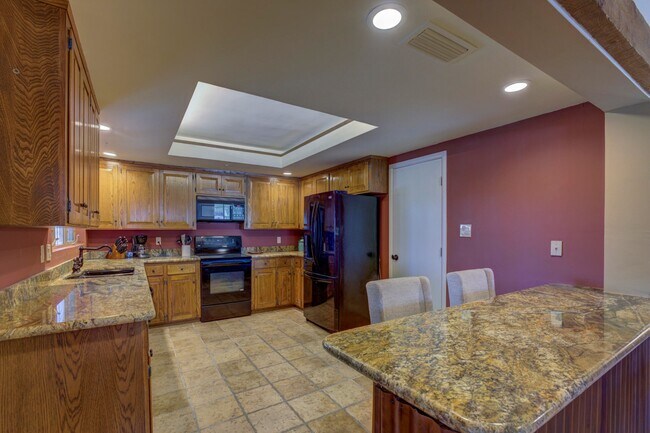 Building Photo - 1103 Ocotillo Cir