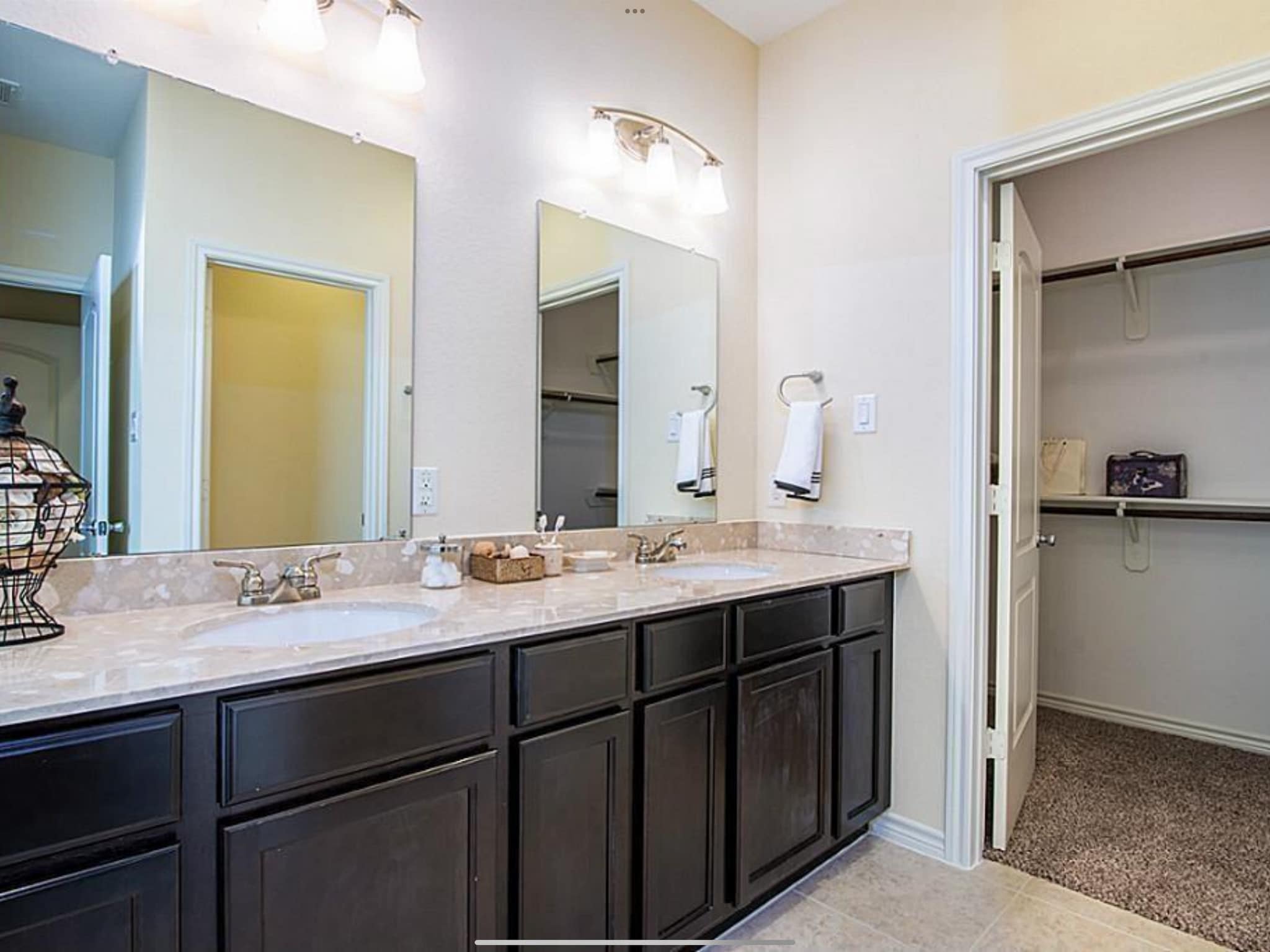 Building Photo - 7923 Ashford Trace Dr