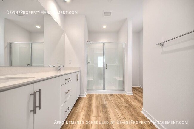 Building Photo - 7030 Aloe Ln