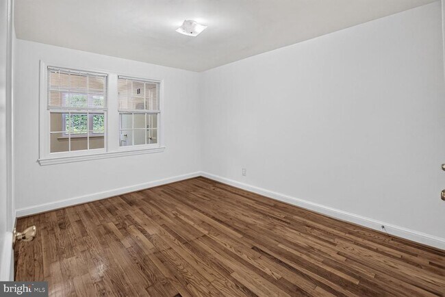 Building Photo - 7818 Tilbury St