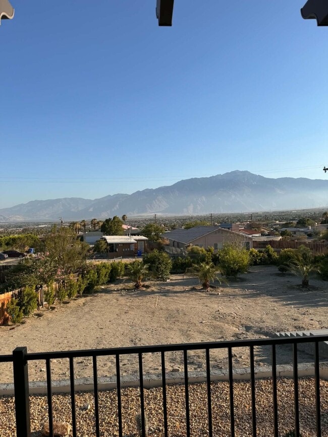 Building Photo - 66815 Vista Pl